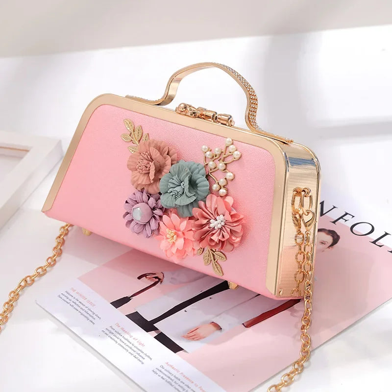 Evening Bags Women Clutch High-end PU Leather Wedding Bridal Handbag Pearl Flower Fashion Chain Party Packs Bags 2024 Crossbody