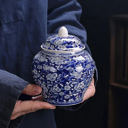 Exquisite Blue and White Porcelain Tea Jar Retro Ceramic Tea Storage Moisture-proof Tin Chinese Tea Accessories Coffee Container