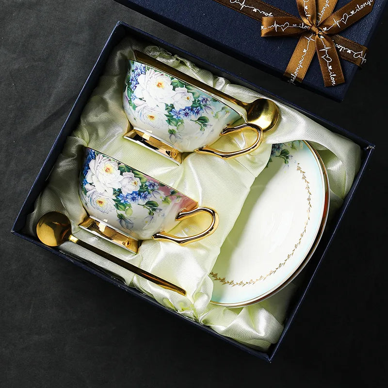 Exquisite Ceramic Bone Porcelain Coffee Cup European Small Luxury Violet Print Coffee Cup and Plate Set