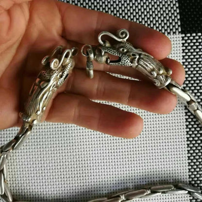 Exquisite China Old National Style Tibet Silver Handwork Loong Head Amulet Auspicious Necklace Statue