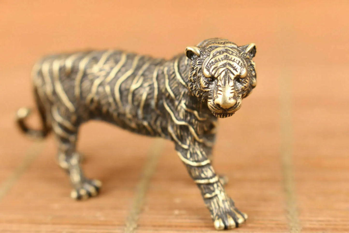 Exquisite Chinese Old Bronze Art Tiger Statue Figure Collectable Living Room Decoration Home Gift