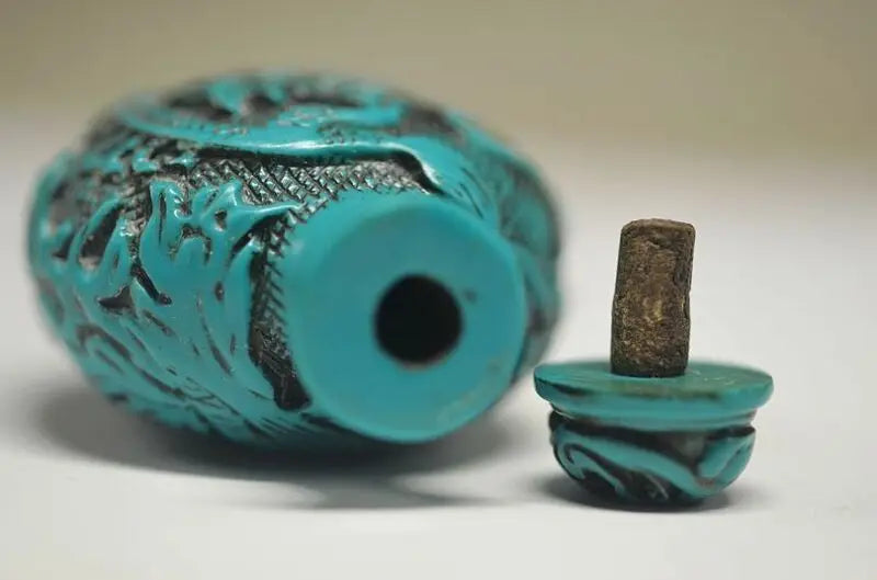 Exquisite Chinese Resin Hand-carved Dragon Phoenix Fish Flower Blue Snuff Bottle