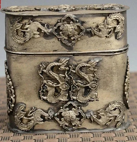 Exquisite Chinese old-style Tibetan silver Dragon Phoenix Statue Toothpick Box, Cigarettes Case