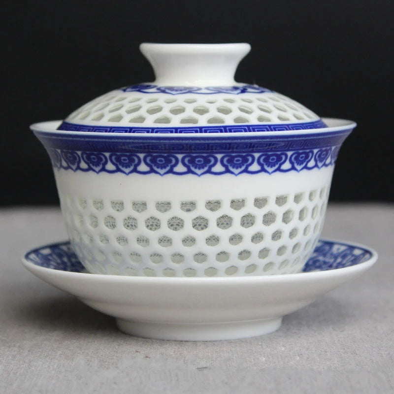 Exquisite Hollow Cover Bowl, Blue and White Porcelain Tea Bowl, Teacup White Ceramic, Sancai Gaiwan, Hand Holding Pot, 150ml