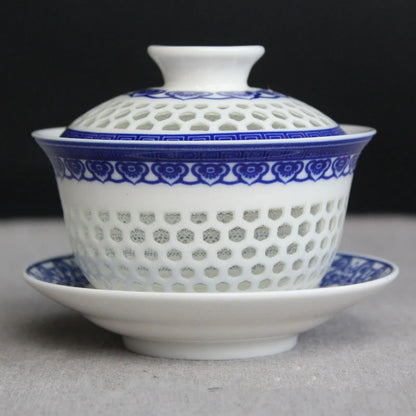 Exquisite Hollow Cover Bowl, Blue and White Porcelain Tea Bowl, Teacup White Ceramic, Sancai Gaiwan, Hand Holding Pot, 150ml