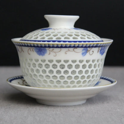 Exquisite Hollow Cover Bowl, Blue and White Porcelain Tea Bowl, Teacup White Ceramic, Sancai Gaiwan, Hand Holding Pot, 150ml