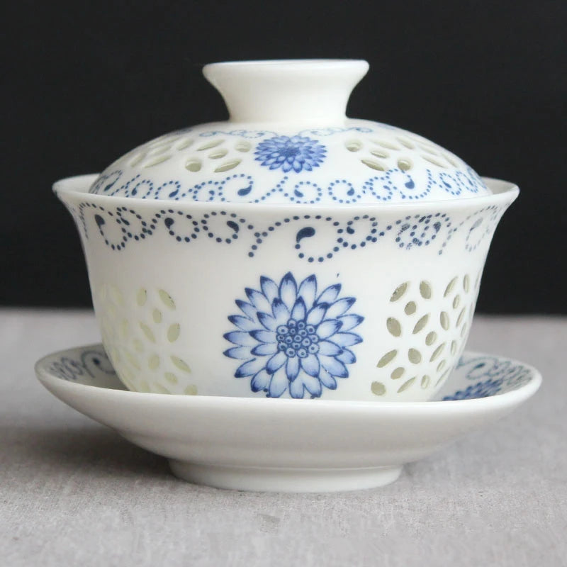 Exquisite Hollow Cover Bowl, Blue and White Porcelain Tea Bowl, Teacup White Ceramic, Sancai Gaiwan, Hand Holding Pot, 150ml