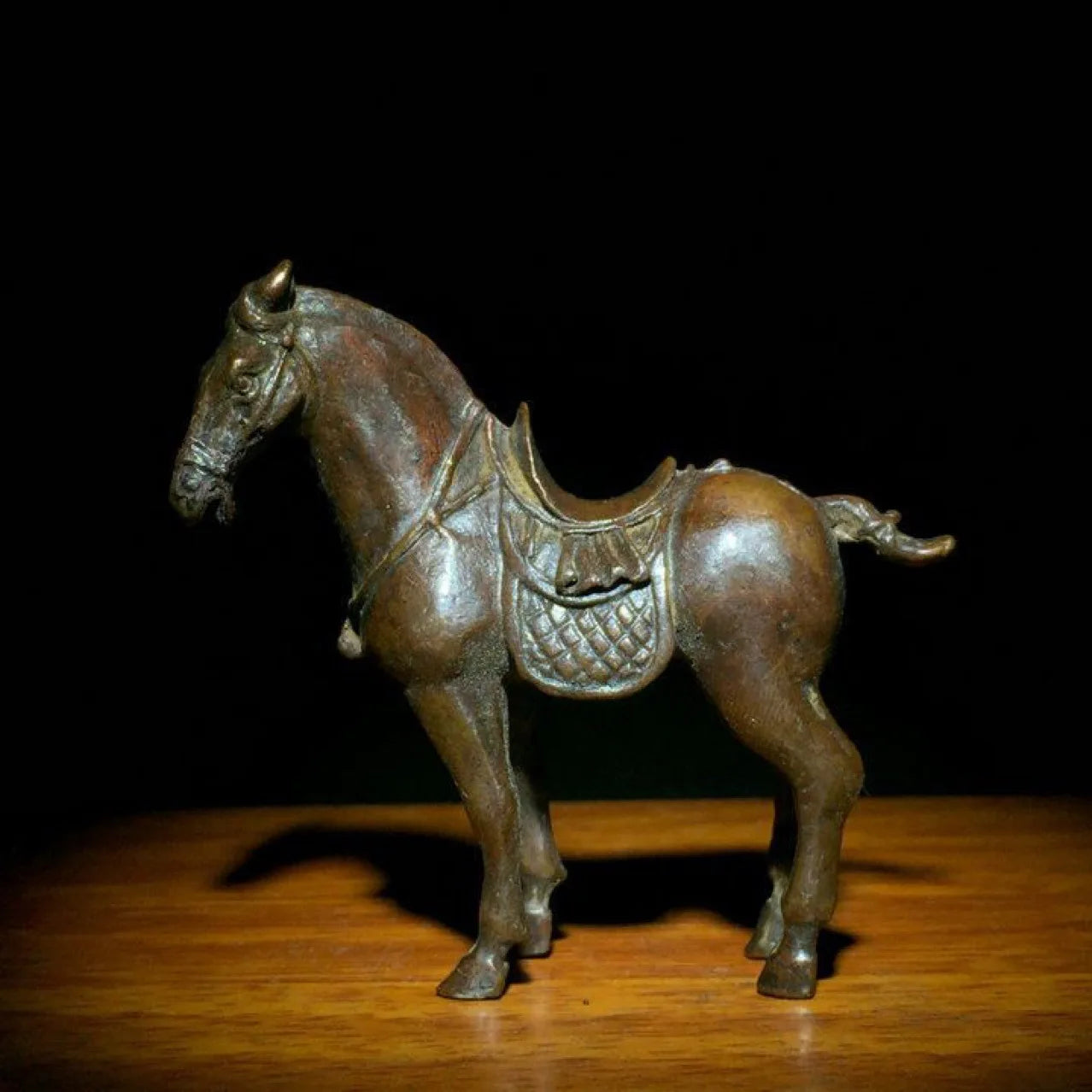 Exquisite Old Brass Handmade Carved Horse Small Statues