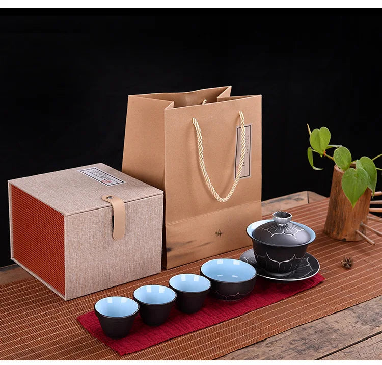 Exquisite ceramic tea bowl with lid, Chinese tea set, high-quality tea brewer, glazed, tricolor covered bowl, gift