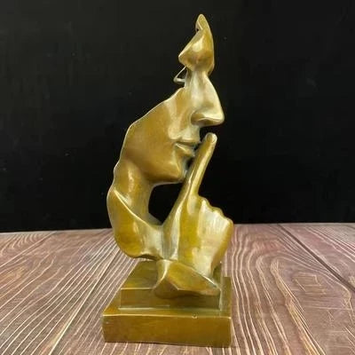Exquisite modern simple pure copper silence is gold creative ornaments