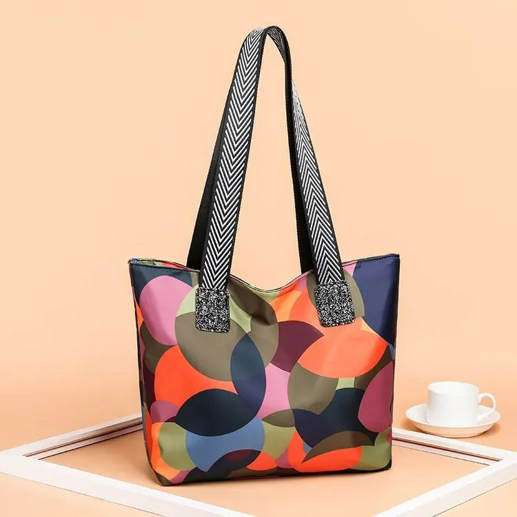 Fashion Anti-theft Women Backpacks Famous Brand High Quality Waterproof Oxford Women Backpack Ladies Large Capacity Backpack