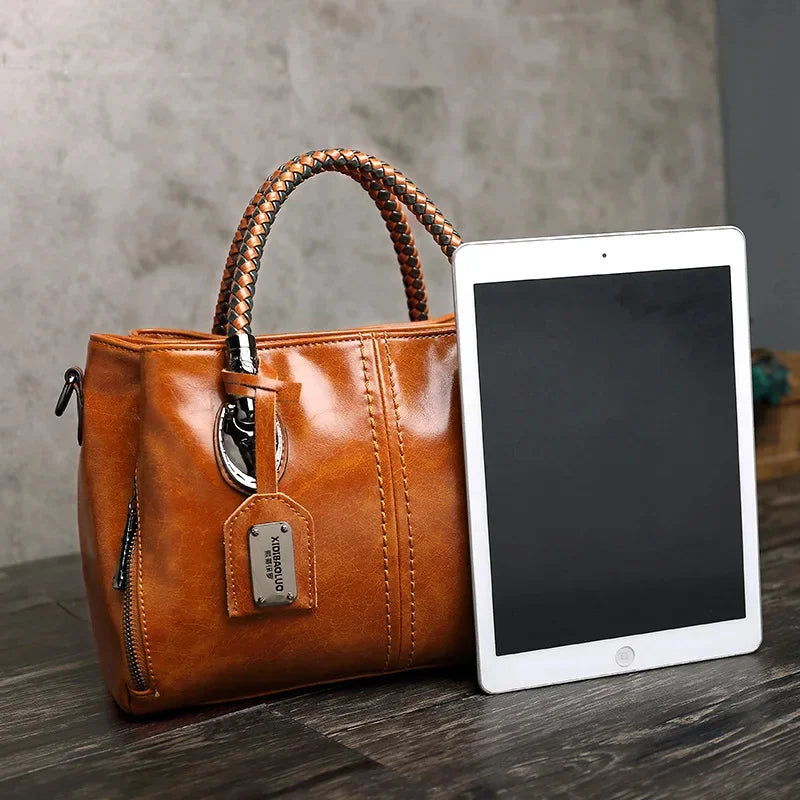Fashion Brand Women's Shoulder New Retro Arm-in-arm Woven Contrast Handbag Three-layer Large-capacity Female Crossbody Bag