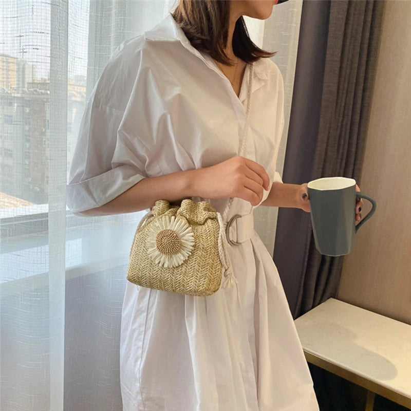 Fashion Crossbody Bag Drawstring Flower Bucket Bag Woven Straw Bag Summer Messenger Bag Shoulder Bag Handbags All-match
