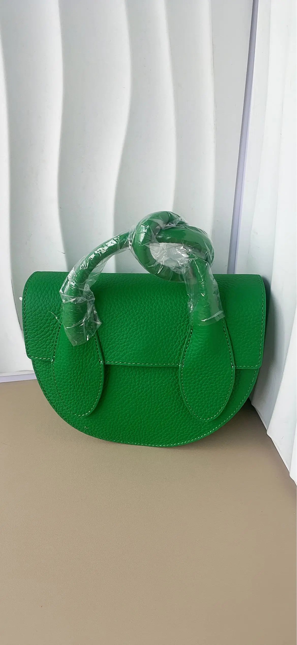 Fashion Designer Half Moon Crossbody Shoulder Bag Tie Knot Top Handle Bags Women Commuter Elegant Luxury Bolsos Mujer Chic Purse