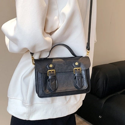Fashion Forward Women's Bag Sleek and Spacious Crossbody Shoulder Bag