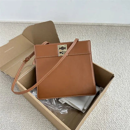 Fashion Luxury Designer Retro Metal Buckle Underarm Shoulder Bag Genuine Leather Solid Color Purses 2024 New Commuter Bolsos