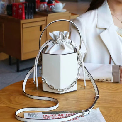Fashion Niche Designer Bucket Bag Versatile Large Capacity Drawstring One Shoulder Crossbody Bags 2024 New All-match Handbags