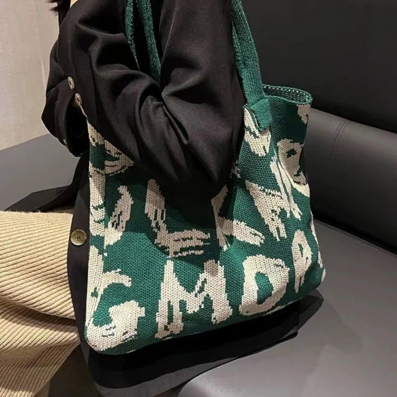 Fashion Tote Bag Large Capacity Knitted Pouch Shoulder Bag Women Handbag Portable Shopping Bag for Traveling, Shopping, Beach
