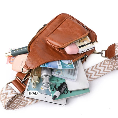 Fashion Trendy Travel Bag Large Capacity Sports Bag for Girl Leisure Chest Bag