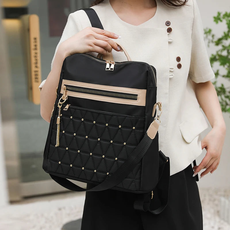Fashion Women Backpack Large Capacity Casual Travel Bagpack Shoulder Bag Designer Multifunctional Nylon Cloth Racksack Schoolbag