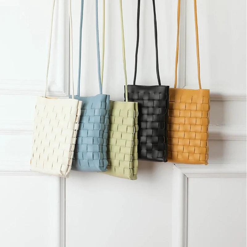 Fashion Women Knitting Mini Mobile Phone Bags Fresh Blue Crossbody Handbags and Purse Designer Small Shoulder Bag High Quality