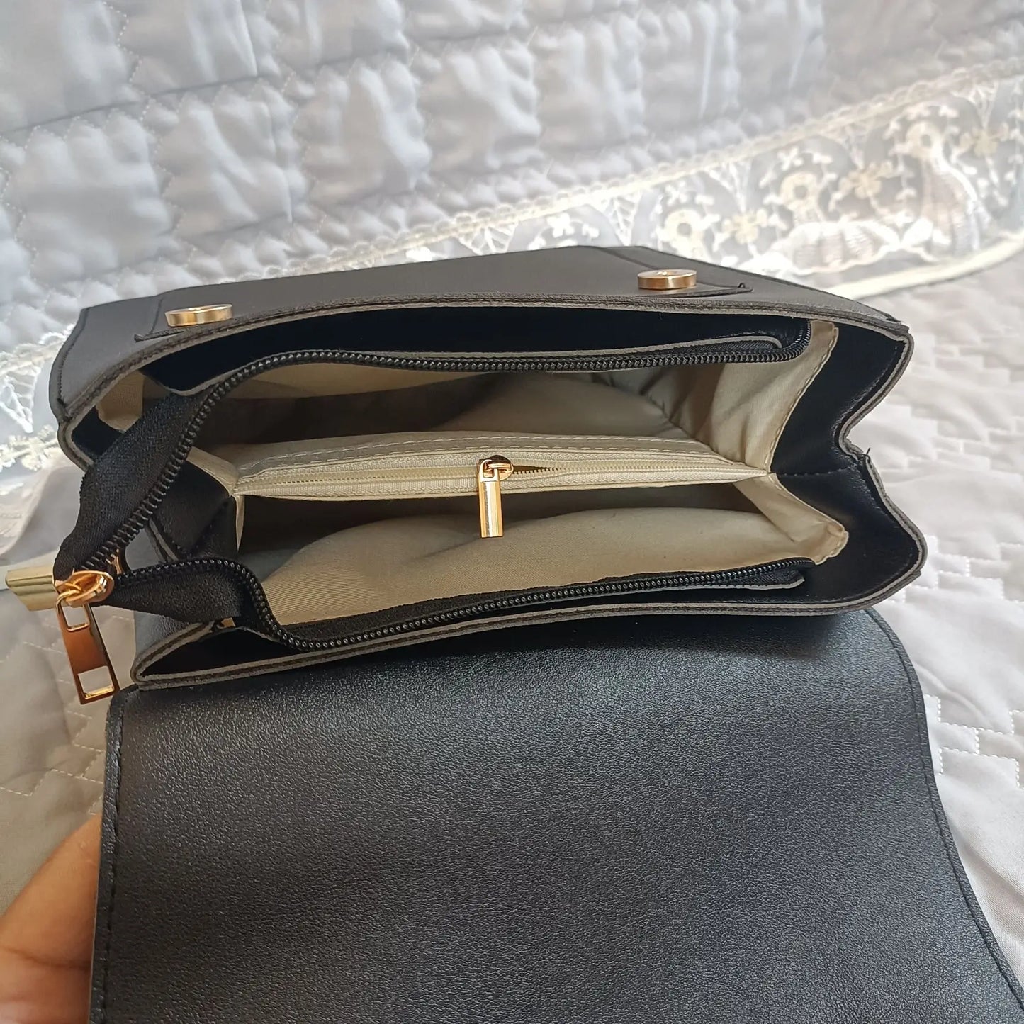Fashion Women Vnitage Mini Backpacks HandBags Girls Students Retro School Bottom Studs Shoulder Bags