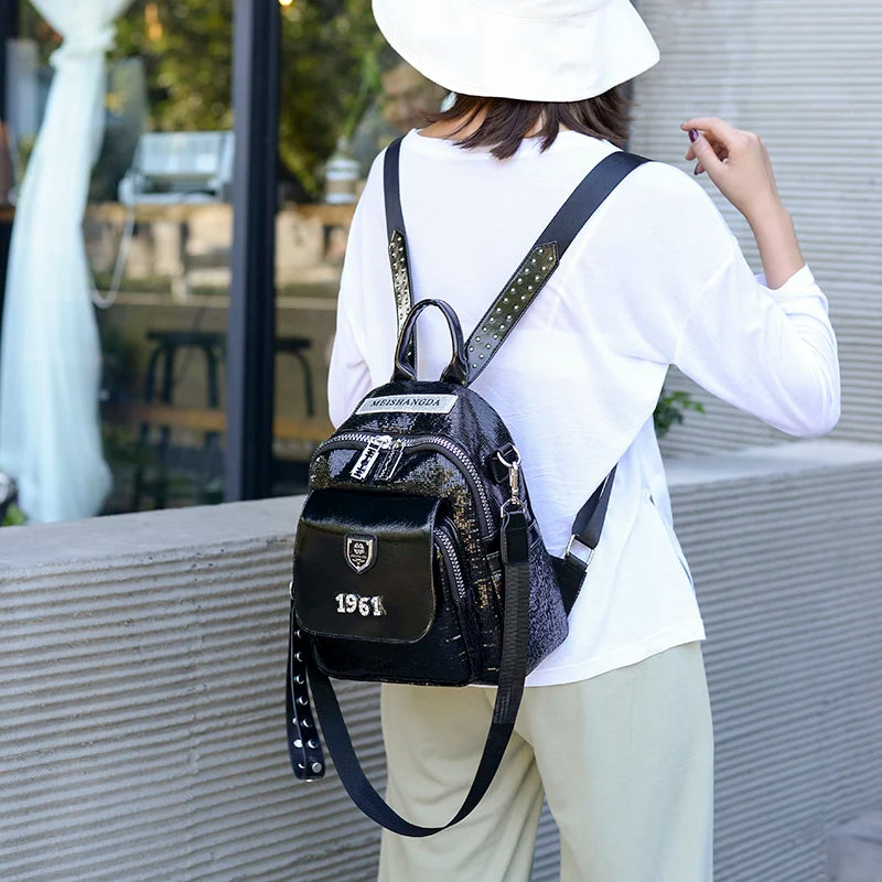 Fashionable And Shiny Backpacks With Multifunctional And Large Capacity Rivet Design Luxurious Women's Travel Backpack Mochilas