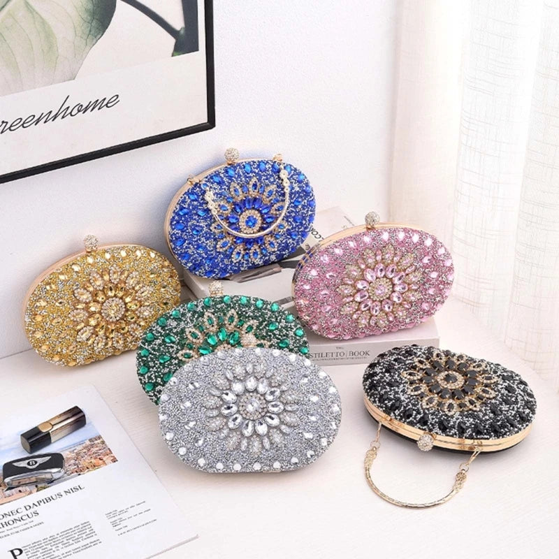 Fashionable Clutch with Dazzlings Diamond Accents Dress Bag Trendy Party Bags