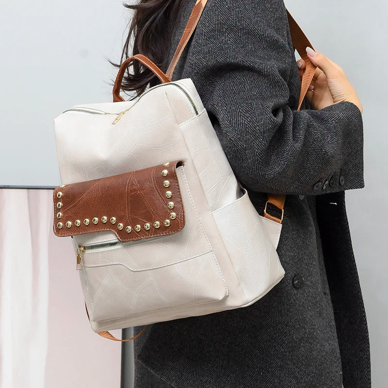 Fashionable New Rivet Design Backpacks High Quality Leather Large Capacity Travel Mochilas Luxury Brand Women's Backpack Sac