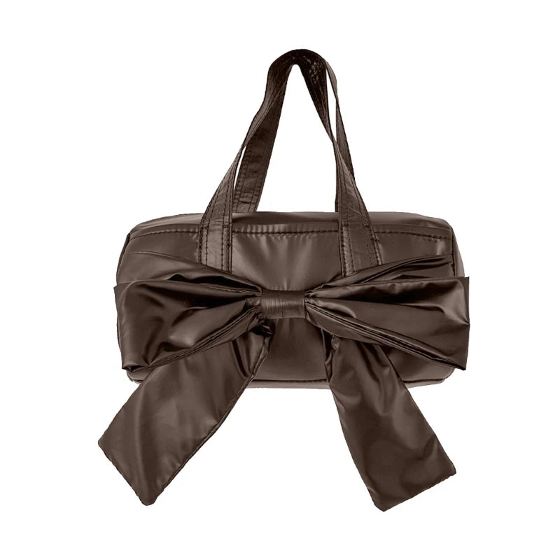 Fashionable Shoulder Bag Underarm Purse Handbag with a Touch of Sophistication