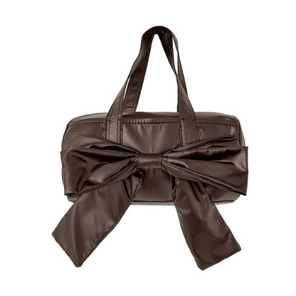Fashionable Shoulder Bag Underarm Purse Handbag with a Touch of Sophistication