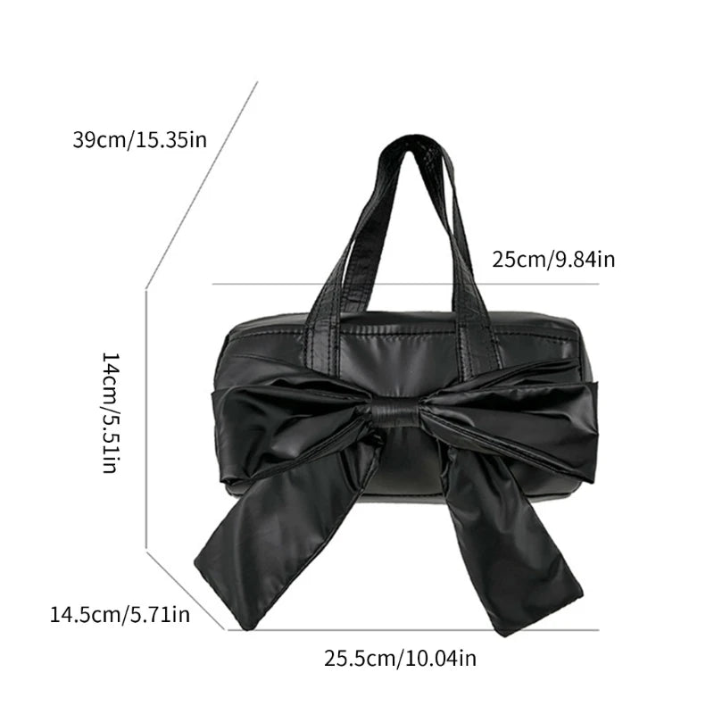 Fashionable Shoulder Bag Underarm Purse Handbag with a Touch of Sophistication