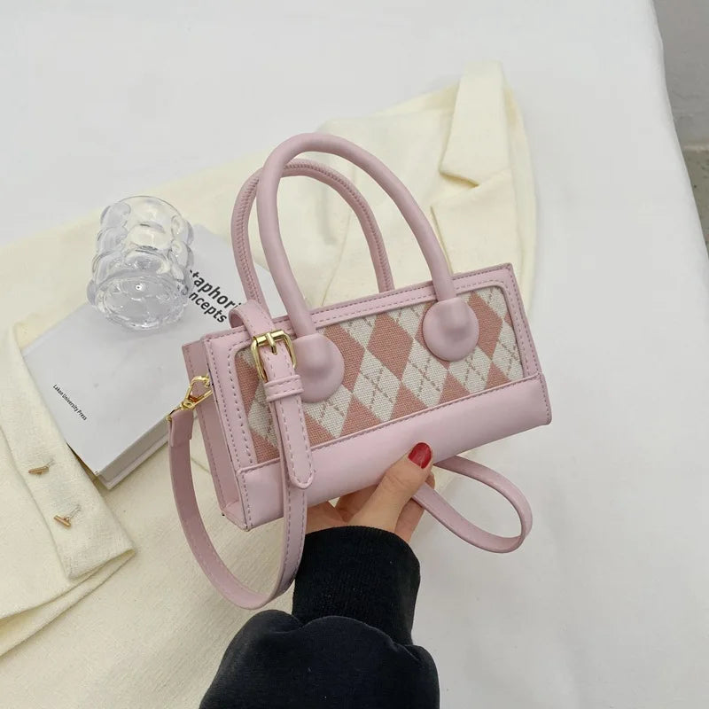 Female Spring 2024 new niche design crossbody bag for women's handheld diamond grid small square bag