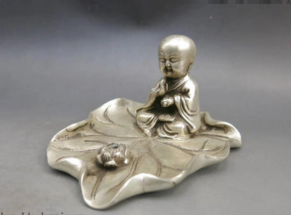 Fine China silver carved beautiful buddhism buddha on lotus leaf Statue