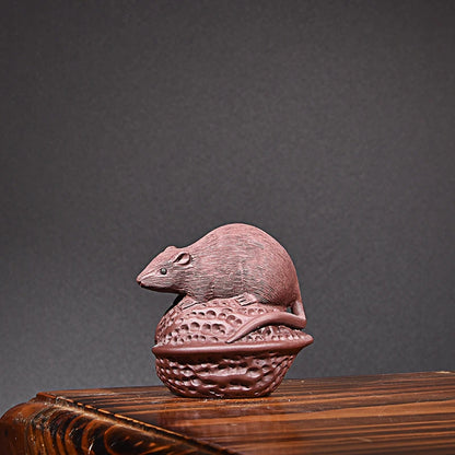 Fine Zisha Mouse Year Tea Ornaments Walnut Mouse Handmade Supportable Decoration Supportable Tea Play with Harmony as Your Price