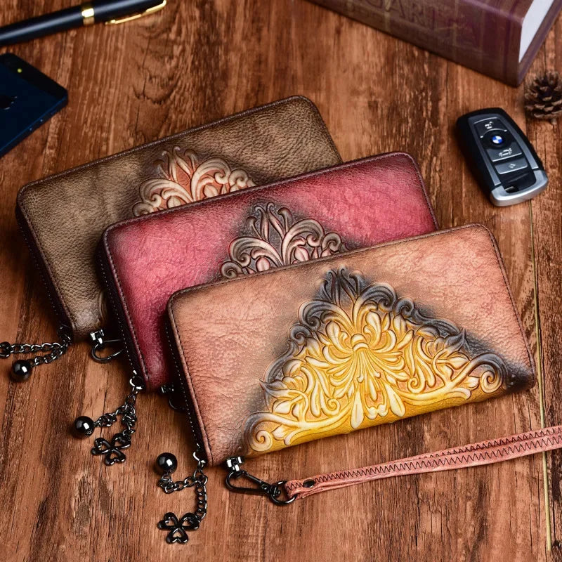 First Layer Cowhide Handy Bag Wrist Purse Multi-Cards Clutch Zipper Bags Female Embossed Retro Women Long Genuine Leather Wallet