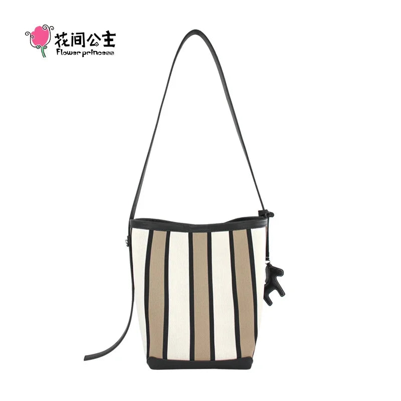 Flower Princess Journey Women's Bag 2024 Trend Commuting Fashion Knitted Bucket Tote Female New in Crossbody Bags for Women