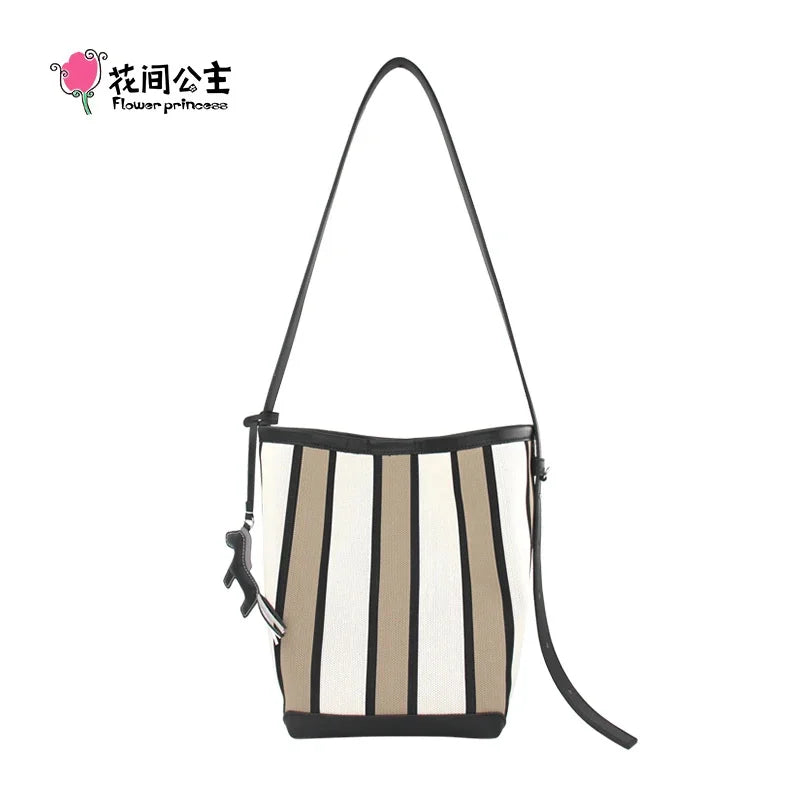 Flower Princess Journey Women's Bag 2024 Trend Commuting Fashion Knitted Bucket Tote Female New in Crossbody Bags for Women