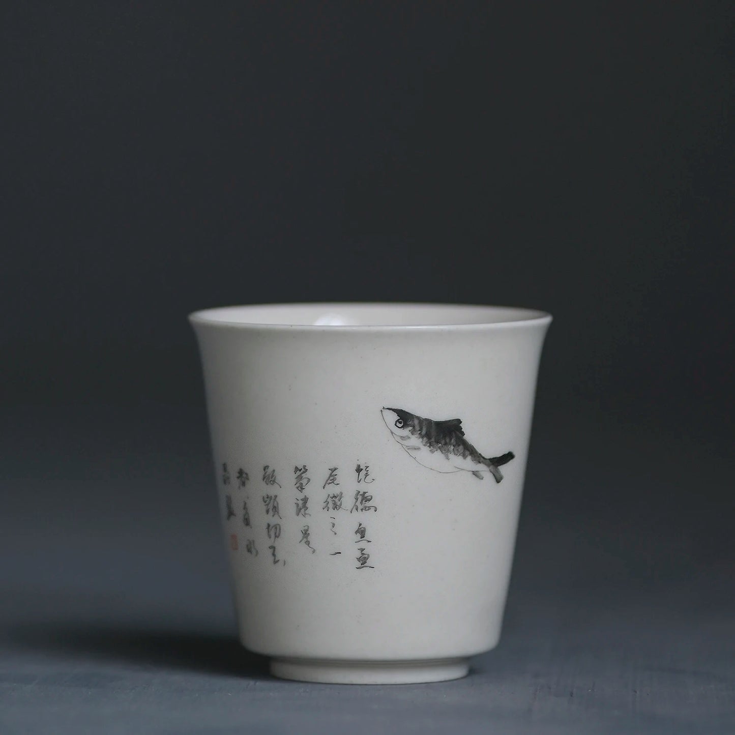 Foam at the beginning of the jingdezhen tea plant ash hand-painted ceramic cups, host a cup of tea liquor sample tea cup