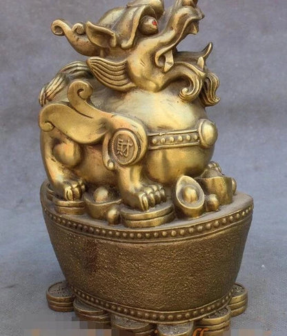 Folk Chinese FengShui Brass Wealth Kylin PiXiu Lion Unicorn Sit Yuanbao Statue