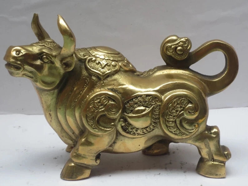 Free Shipping Metal crafts Home Decoration Chinese brass/Silver Carved Bull Sculpture /Metal Ox Statue L17cm