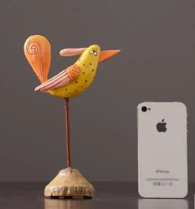 Free shipping Nordic Iron art American resin bird  decorative resin living room room wine cabinet TV cabinet crafts statue Luck