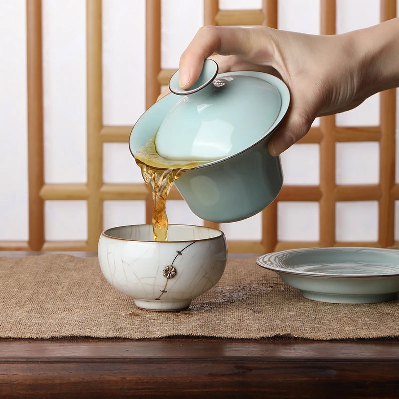 GUANFU (GUANFU) Guanfu Museum Longquan Celadon Sancai Gai Bowl Tea Cup Tea Cup Master Cup Gai Bowl Kung Fu Tea Set Song Yun Tea