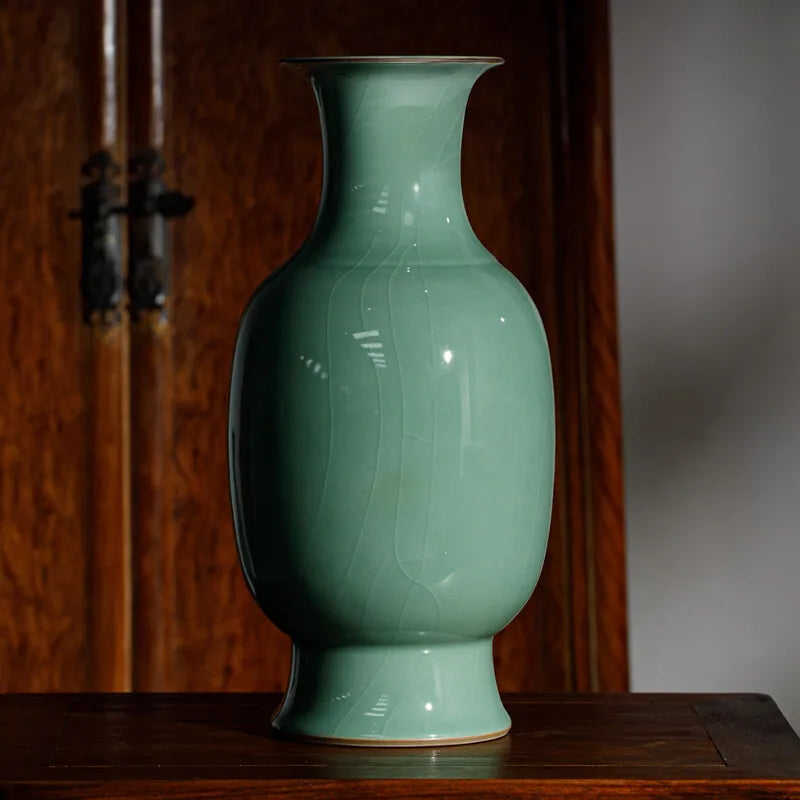 GUANFU Guanfu Museum Recommend Longquan Green Appreciation Han Quan Meizi Green Guanyin Bottle Antique Celadon Hand-made Handmad