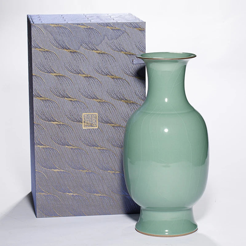 GUANFU Guanfu Museum Recommend Longquan Green Appreciation Han Quan Meizi Green Guanyin Bottle Antique Celadon Hand-made Handmad