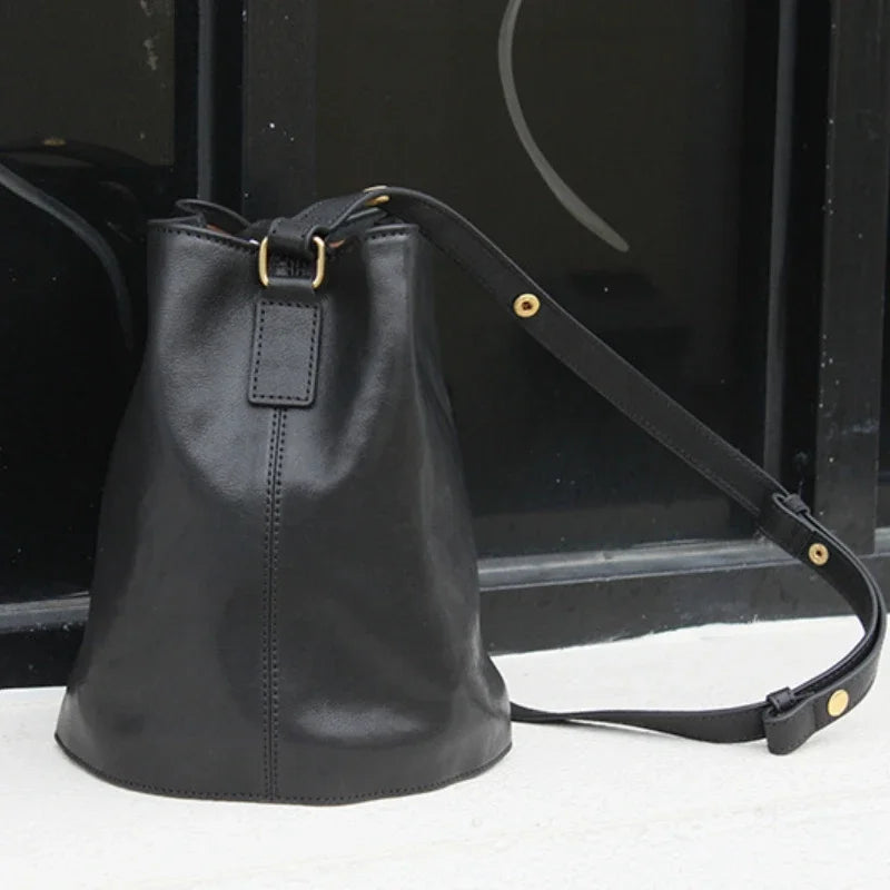 Genuine Leather Cowhide Bucket Bag Large Capacity Commuter Underarm Shoulder Bags Female Handbag Simple All-match Luxury Bolsos