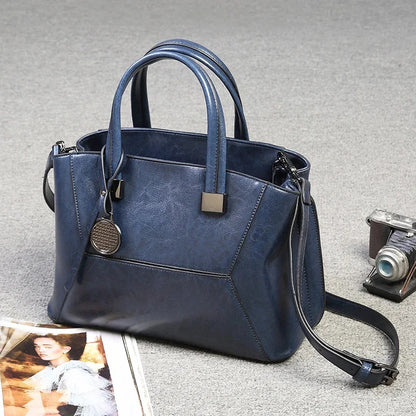 Genuine Leather Handbag Shoulder Cross Body Messenger Bag For Women Fashion Designer Female Oil Wax Purse Tote Top Handle Bags