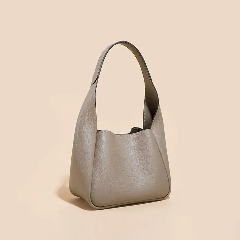 Genuine Leather Women's Bag First Layer Cowhide Bucket Bags Vegetable Basket Bag Shoulder Bag Designer Bags Luxury