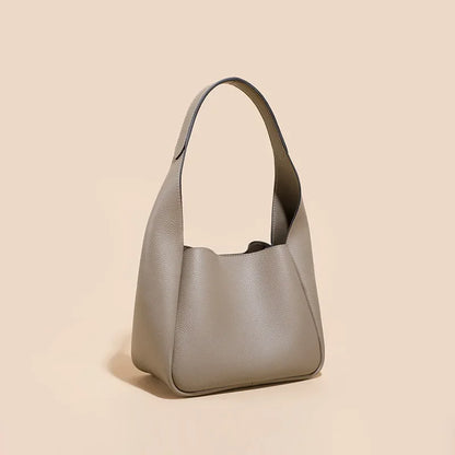 Genuine Leather Women's Bag First Layer Cowhide Bucket Bags Vegetable Basket Bag Shoulder Bag Designer Bags Luxury