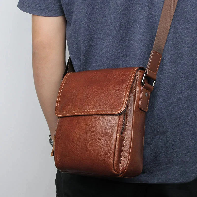 Genuine Leather shoulder Men Crossbody Bag Designer Natural cowhide Shoulder Bags Vintage Small Flap Pocket Handbag